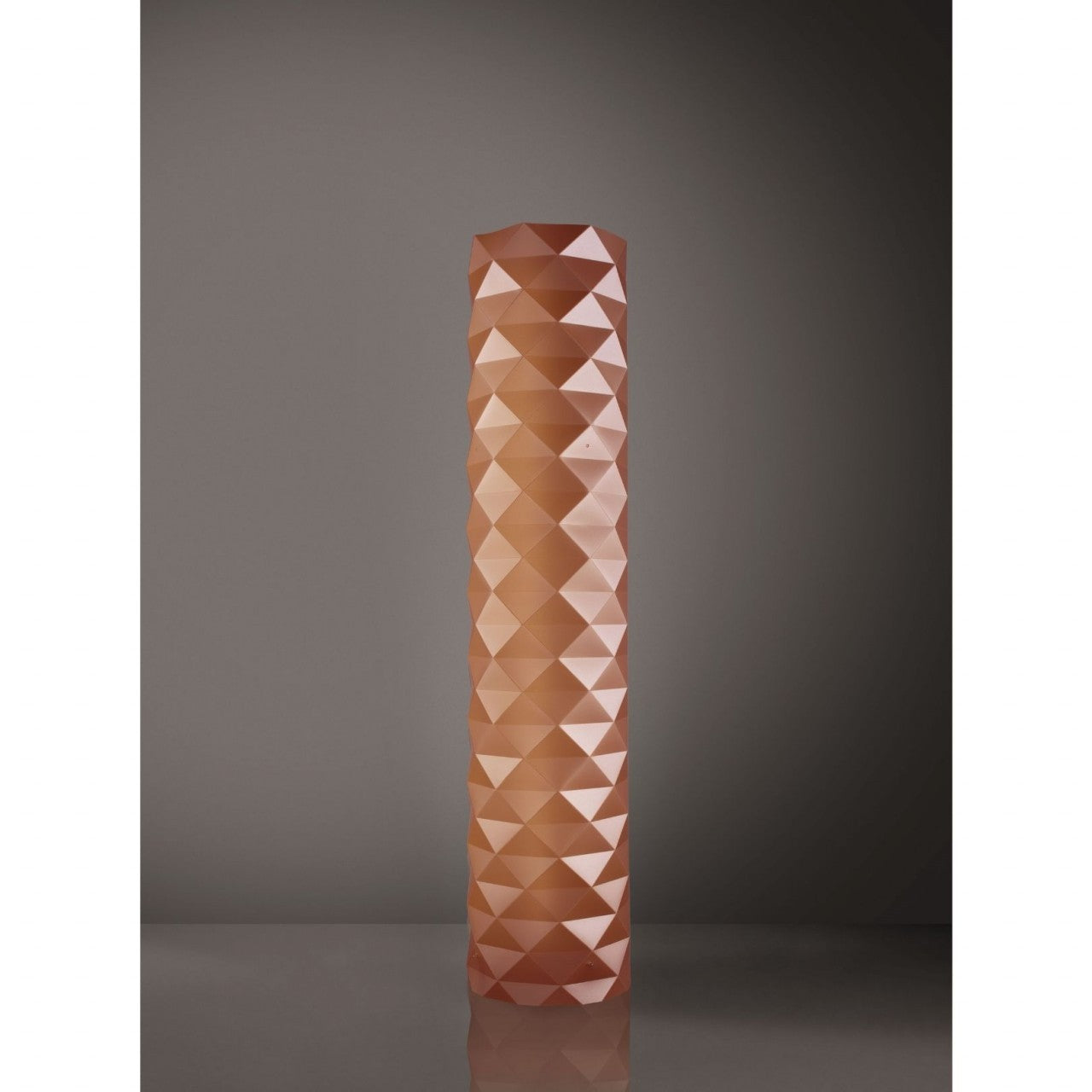 Lámpara de Pie de Metal Cobre Cm. 27x123h