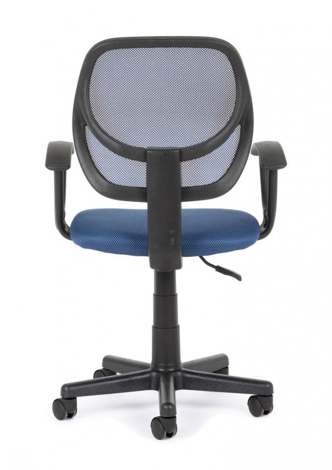 Silla de oficina azul con reposabrazos.