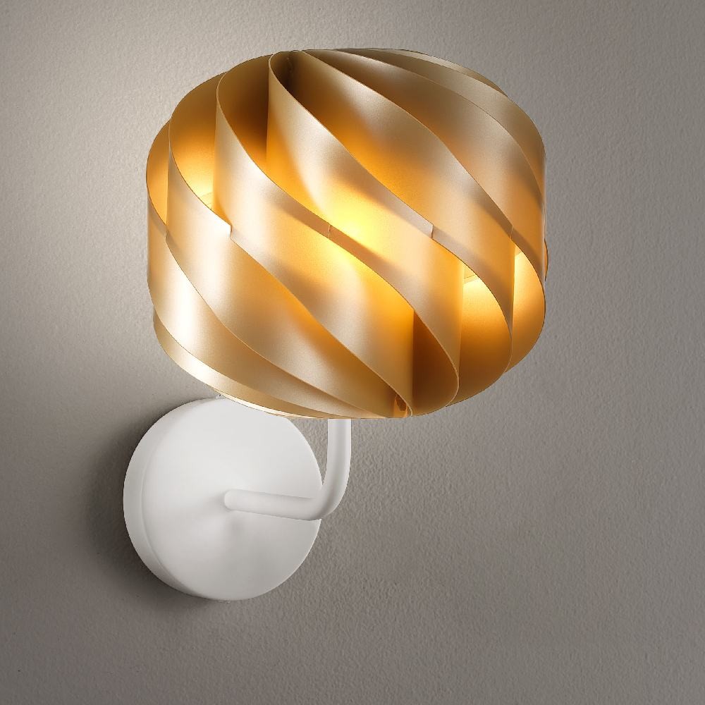 Nuevo Aplique Dorado en Metal Cm. 25x28x34h