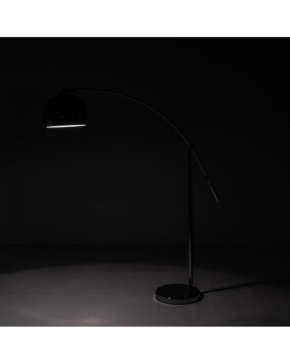 Lámpara de pie Manhattan de metal gris STS