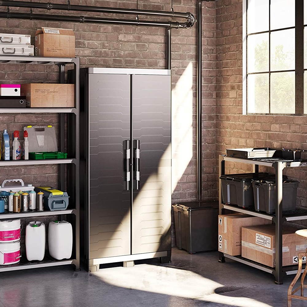 Armario alto de plástico con 4 baldas reforzadas 88x45x181H cm. Garaje negro XL