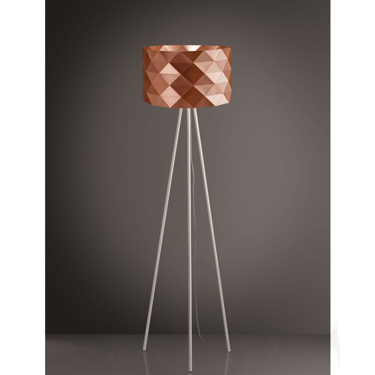 Lámpara De Pie Trípode De Metal Cobre Cm. 40x146h