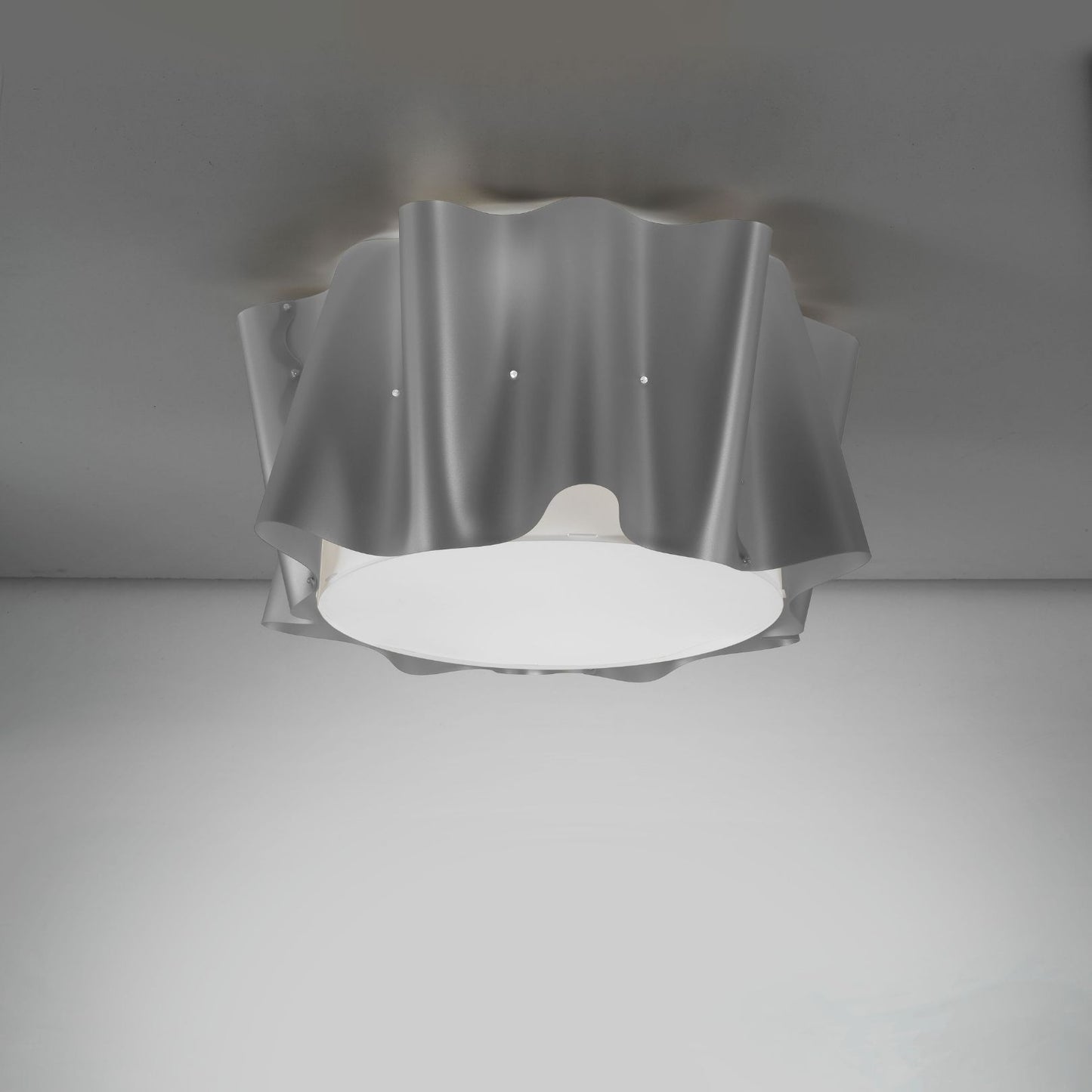 Plafón 3 luces Plata cm. 60x32h