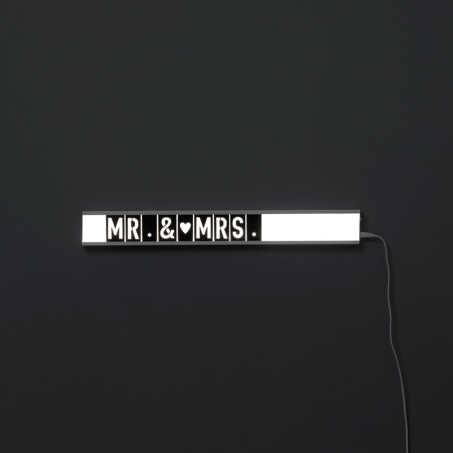 Lámpara de mesa de metal blanco 3x80x10h cm