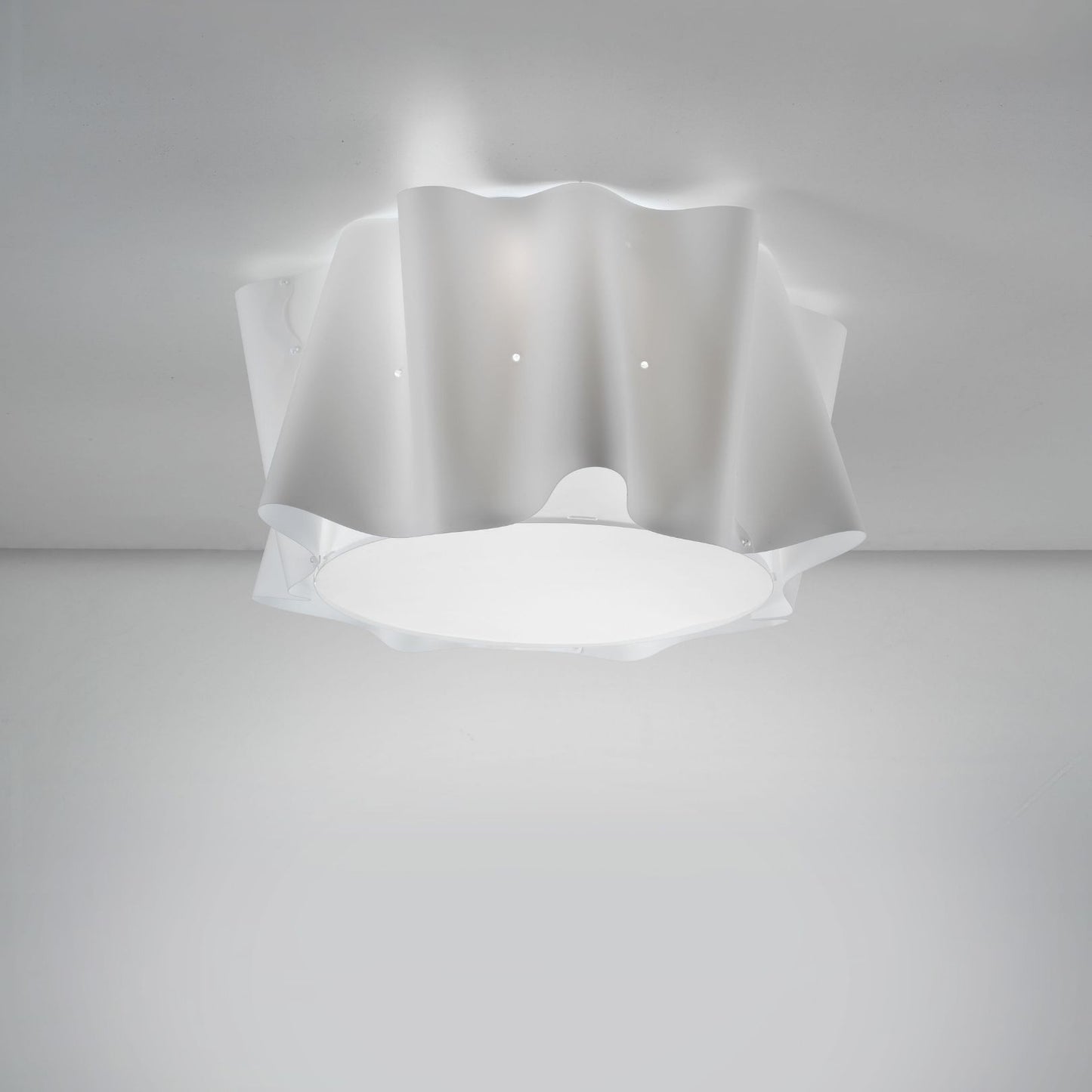Plafón 5 luces blanco cm. 60x32h