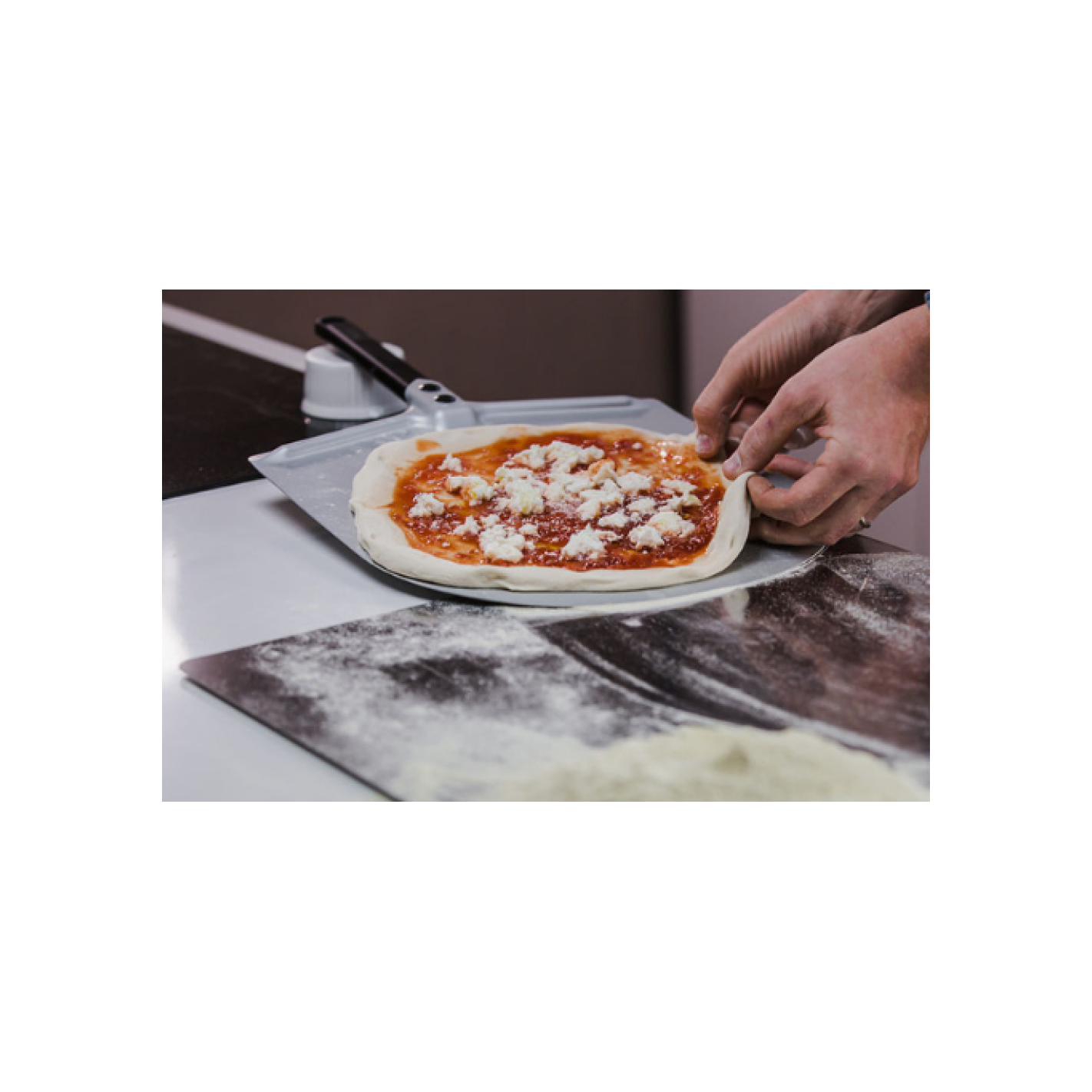 Pala para pizza de aluminio con mango corto - Gi.Metal 33 cm