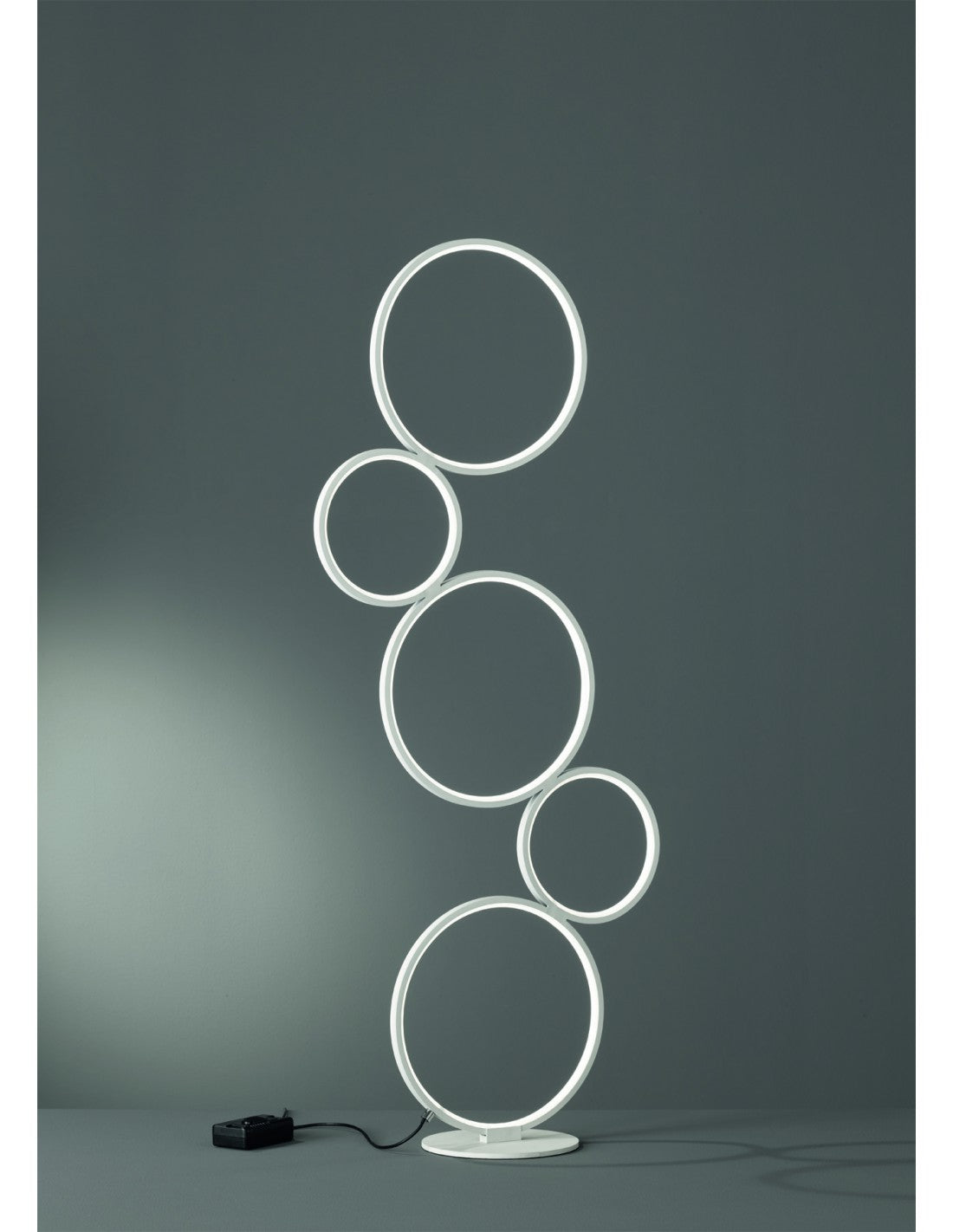 Lámpara de pie Rondo 5 círculos LED blancos Al. 115 cm Trio Lighting