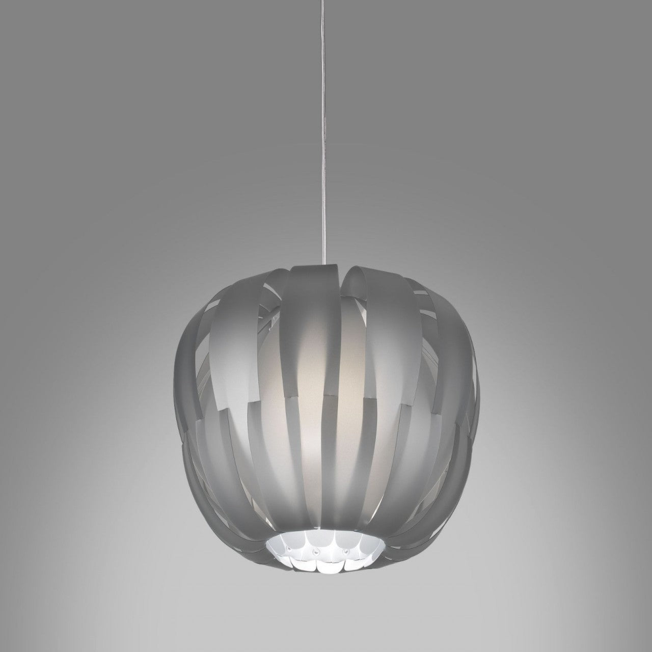 Suspensión 3 Luces Plata en Metal Cromado Cm. 75x60h