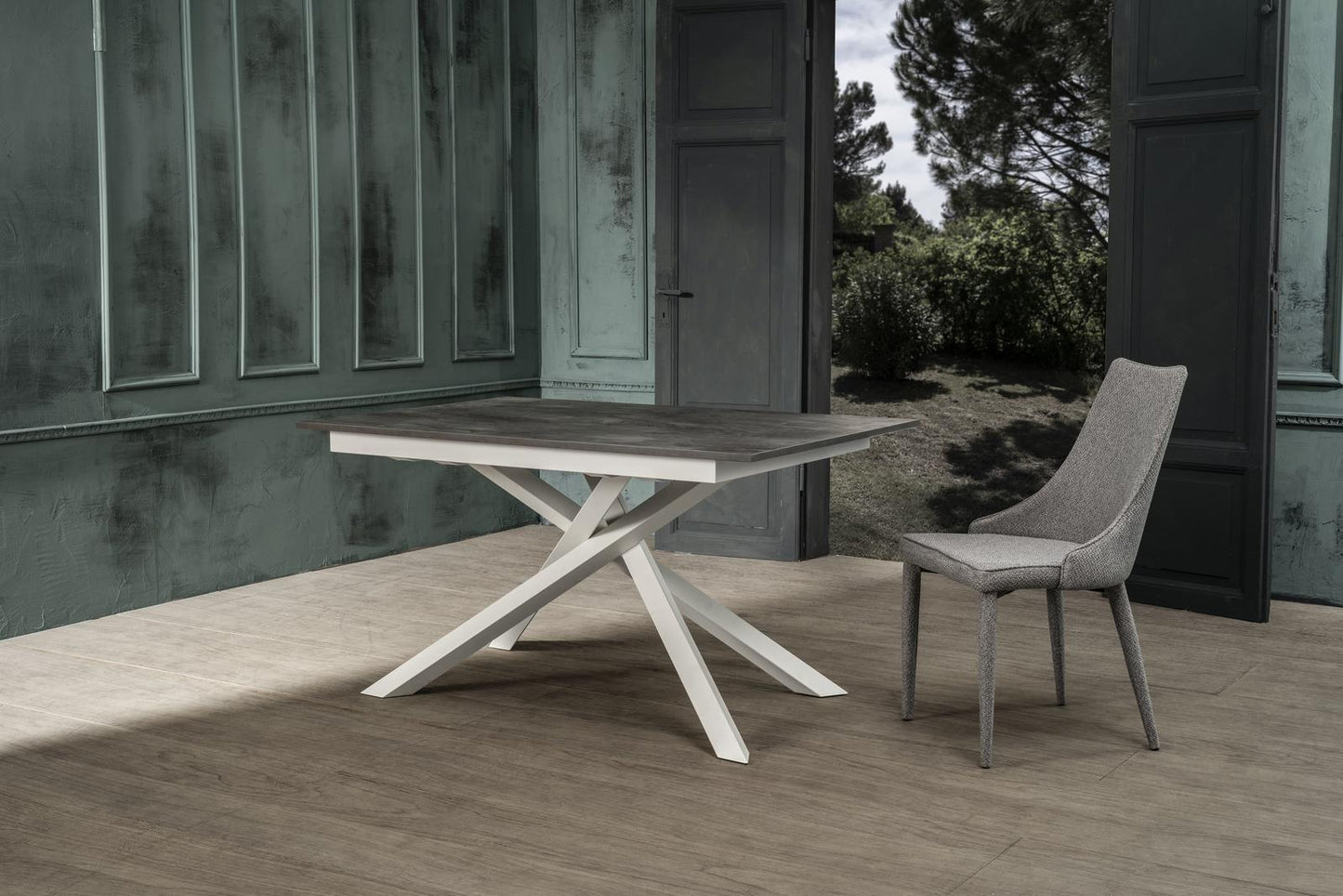 Mesa extensible de hormigón blanco grisáceo 90 cm x 140-190 cm Alt. 76 cm