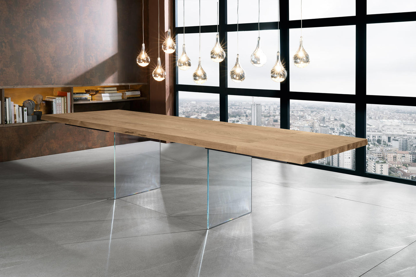 Mesa extensible chapada en roble y tapa en roble natural 200/300x100 cm