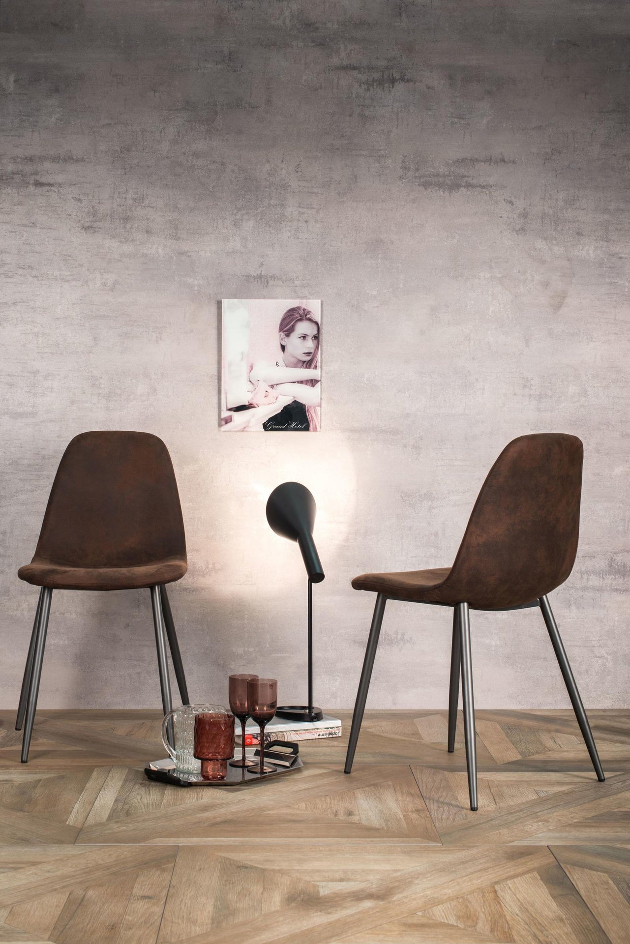 4x Silla vintage símil piel y asiento moka 44x50x84h cm