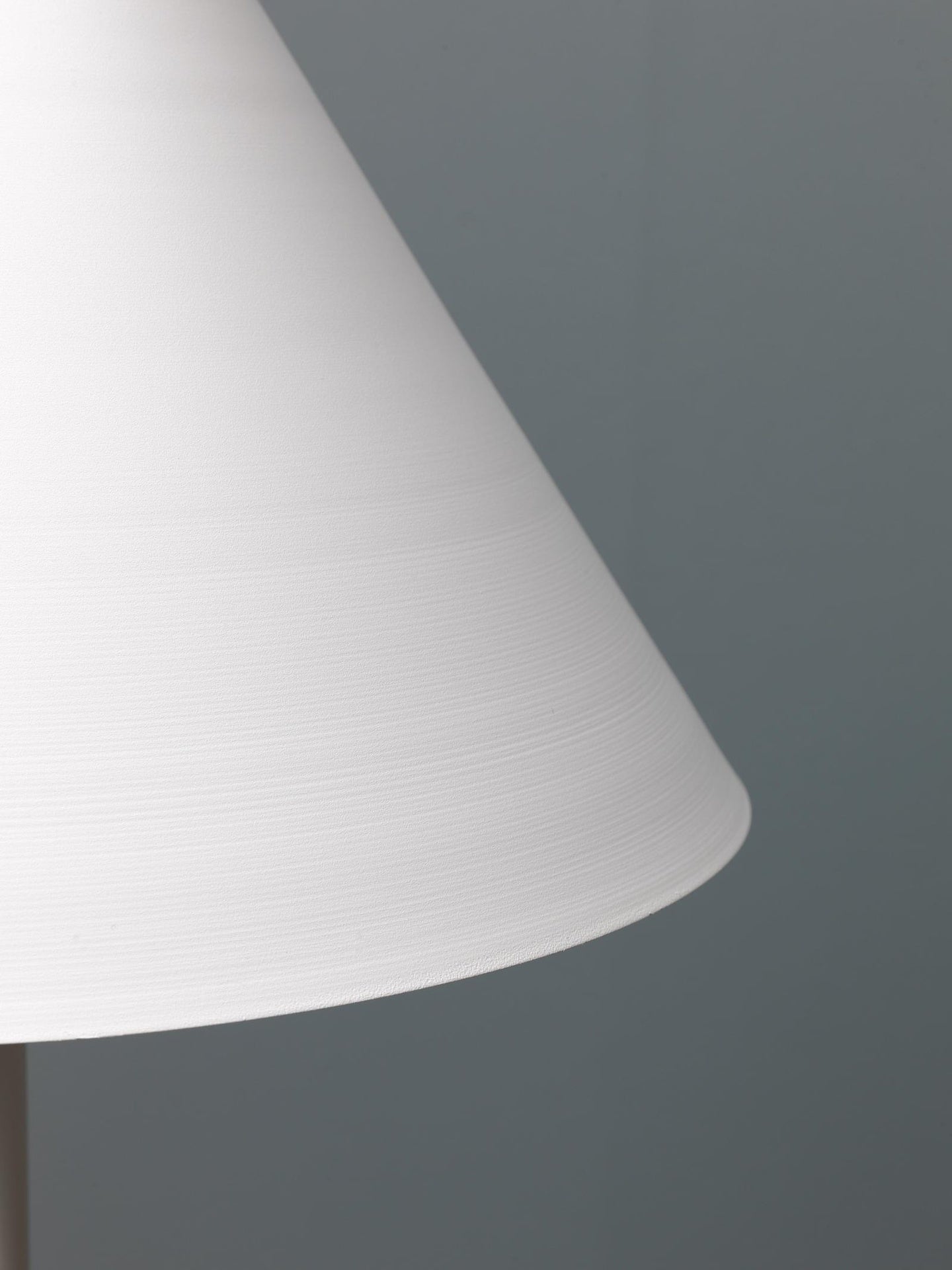 Lámpara de pie de metal blanco D40xD40x156h cm