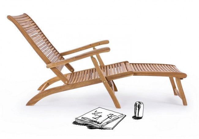 Sillón reclinable con reposabrazos de madera de estilo clásico.