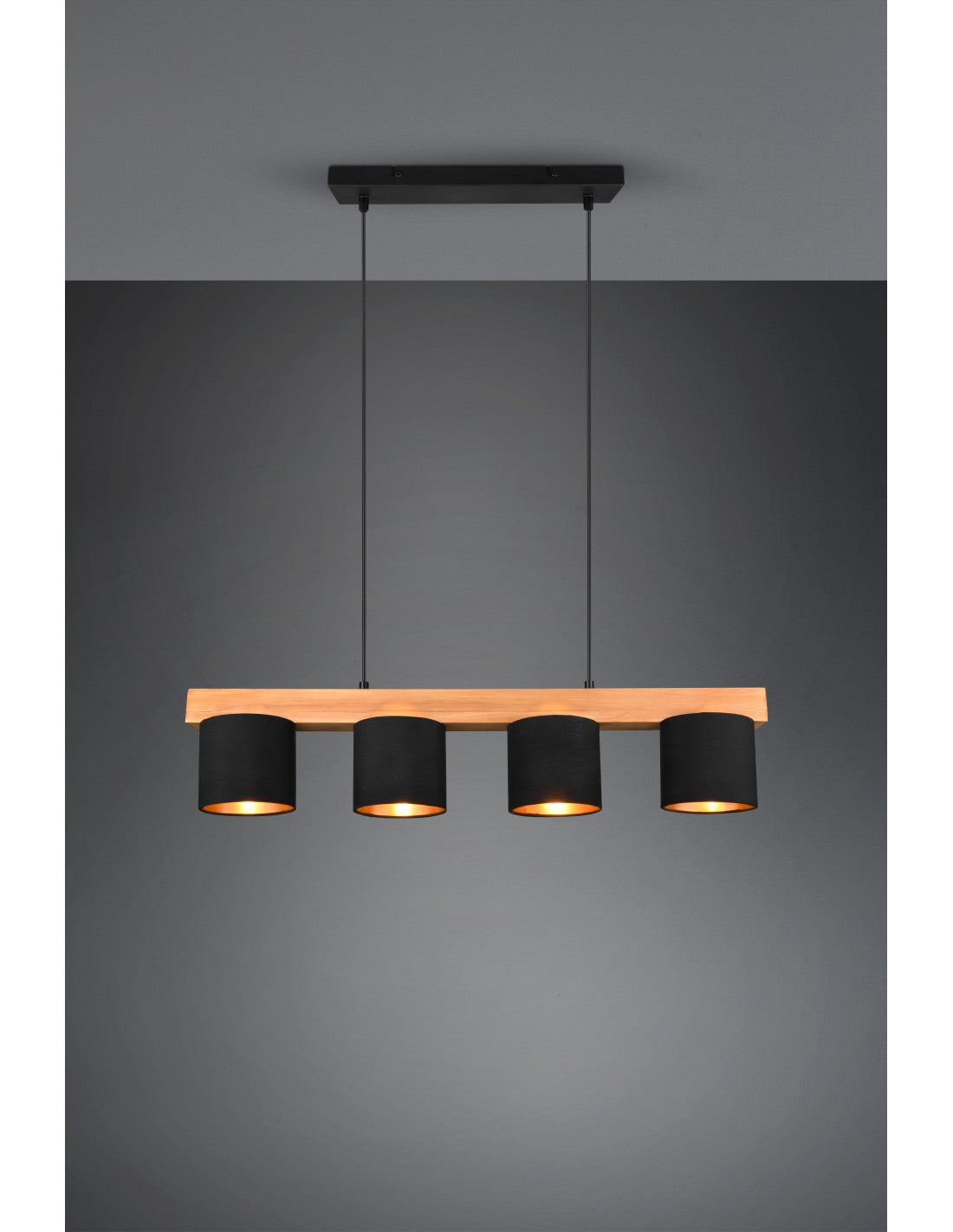 Lámpara de araña lineal de madera 4 pantallas negras Cameron Trio Lighting