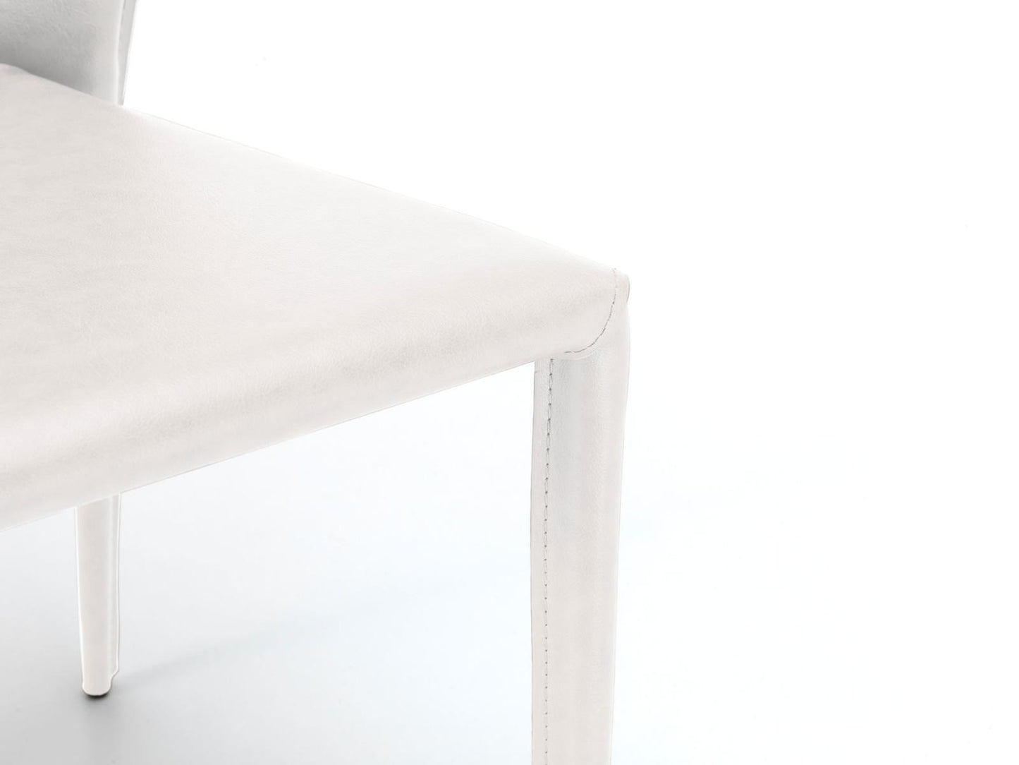 4x Silla en símil piel y asiento blanco 49x56x82h cm