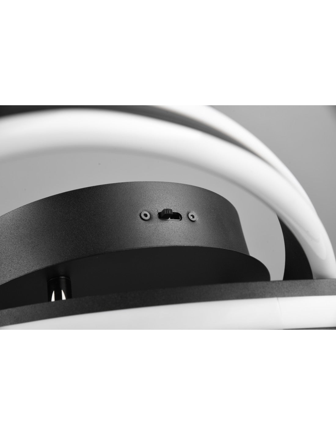 Lámpara de techo ultramoderna Yara Black Led Dimmer Trio Lighting