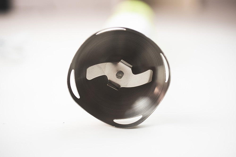 batidora de mano pantone