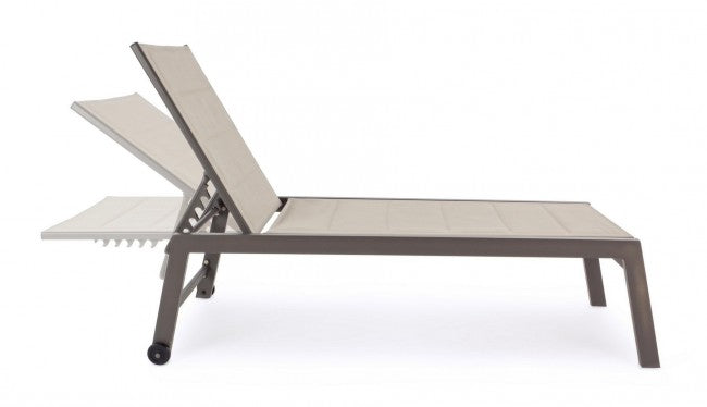 Cama alta de café Hilde de aluminio con ruedas.