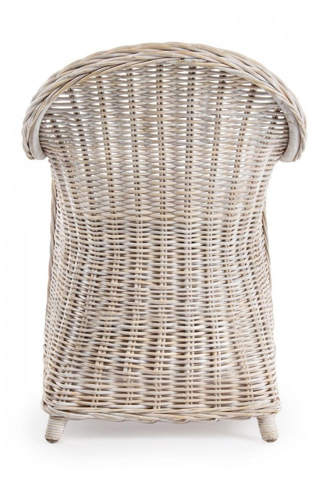 Sillón con cojín nuevo blanco en fibras naturales.