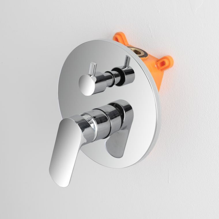 Mezclador de ducha empotrado redondo en acero serie KREO