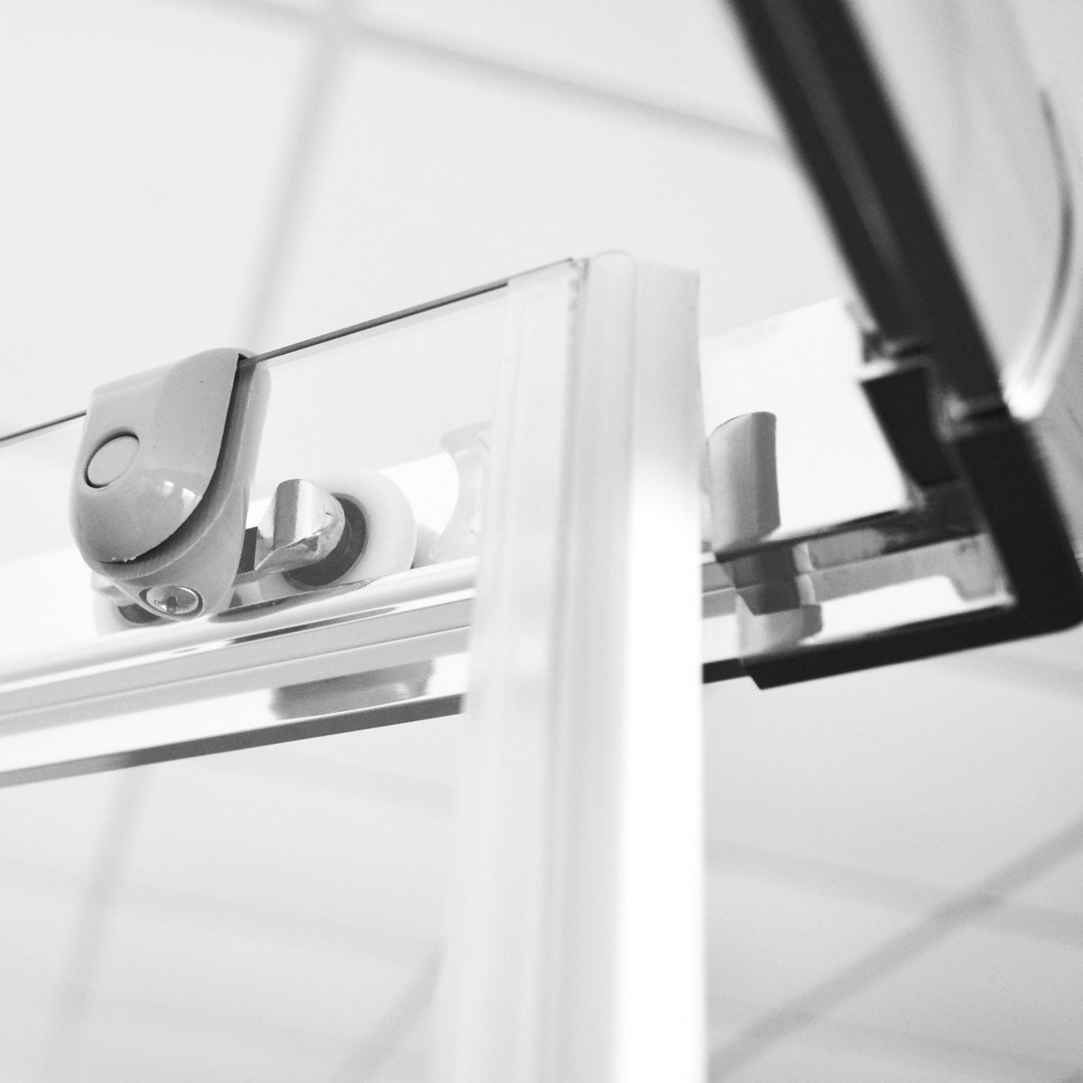 Lateral de ducha de esquina de cristal Essential - 68-70 cm / Apertura 24 cm