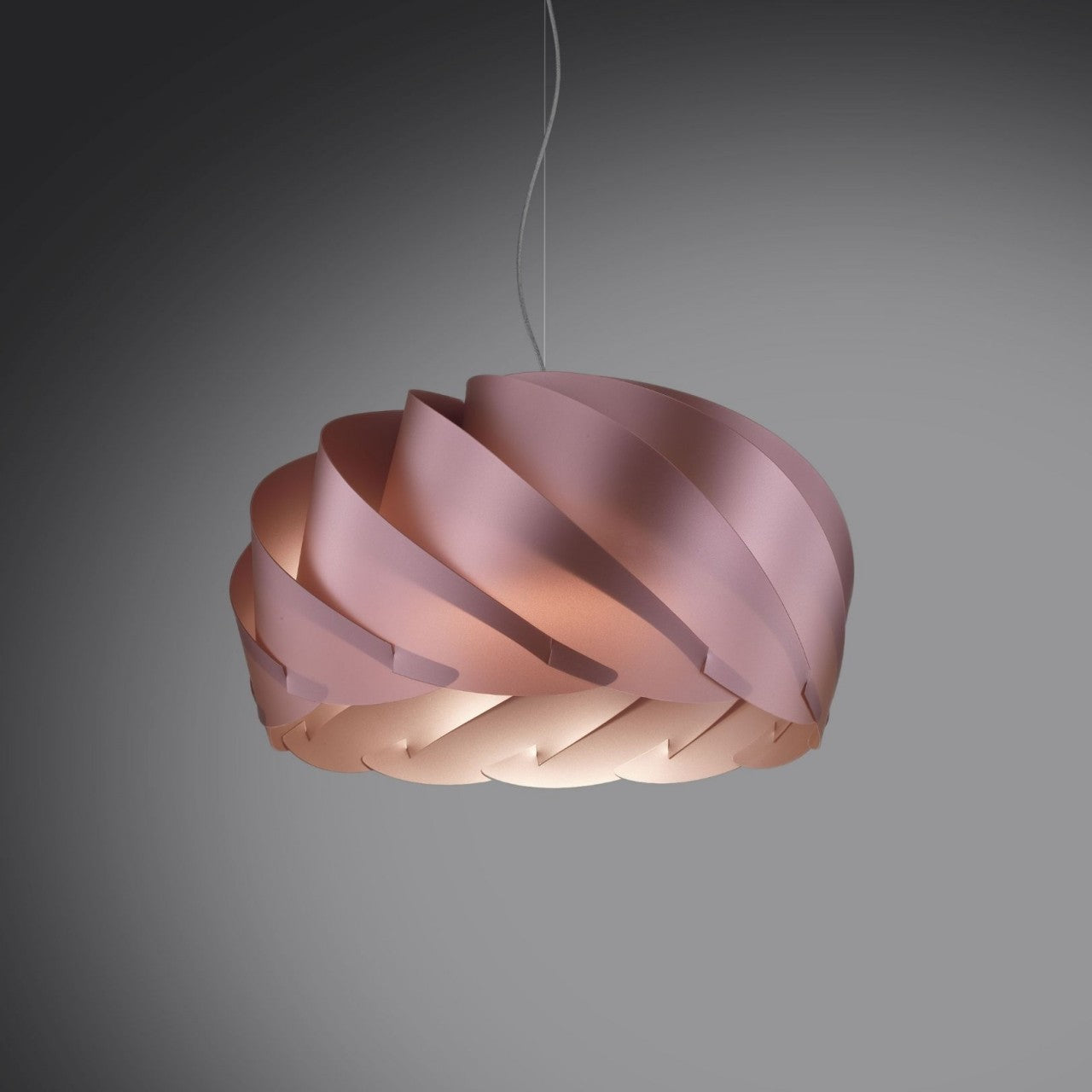 Suspensión de metal rosa en metal cromado cm. 26x15h