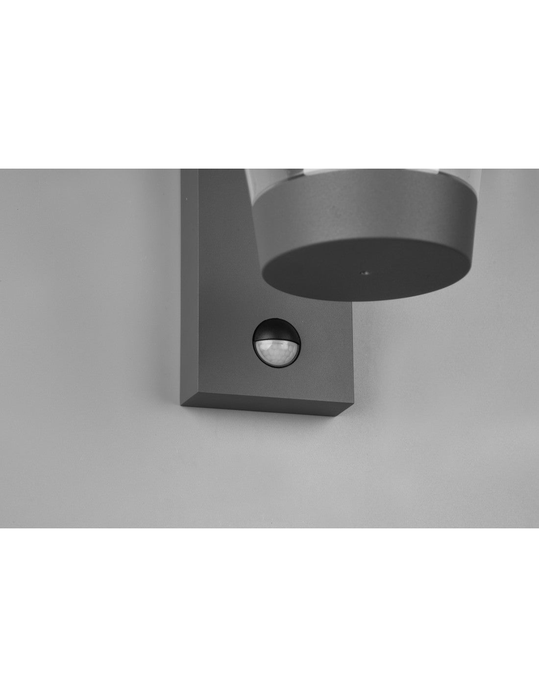 Aplique De Linterna Cavado Aluminio Antracita IP44 Con Sensor De Iluminación Trio
