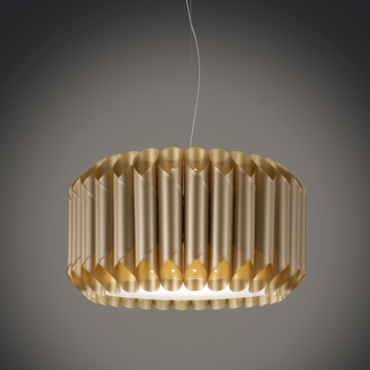 Nueva Suspensión Dorada en Metal Cromado Cm. 50 x 31h