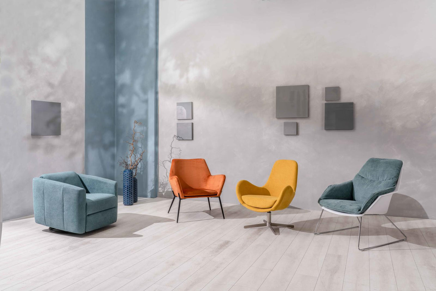 Sillón giratorio amarillo 64 cm x 72 cm H. 42 cm