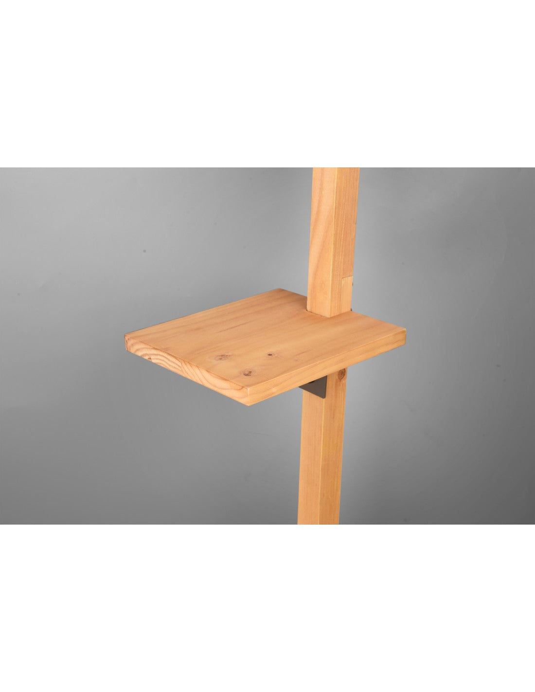 Lámpara de pie vintage estantes de madera pantalla níquel Rodrigo Trio Lighting