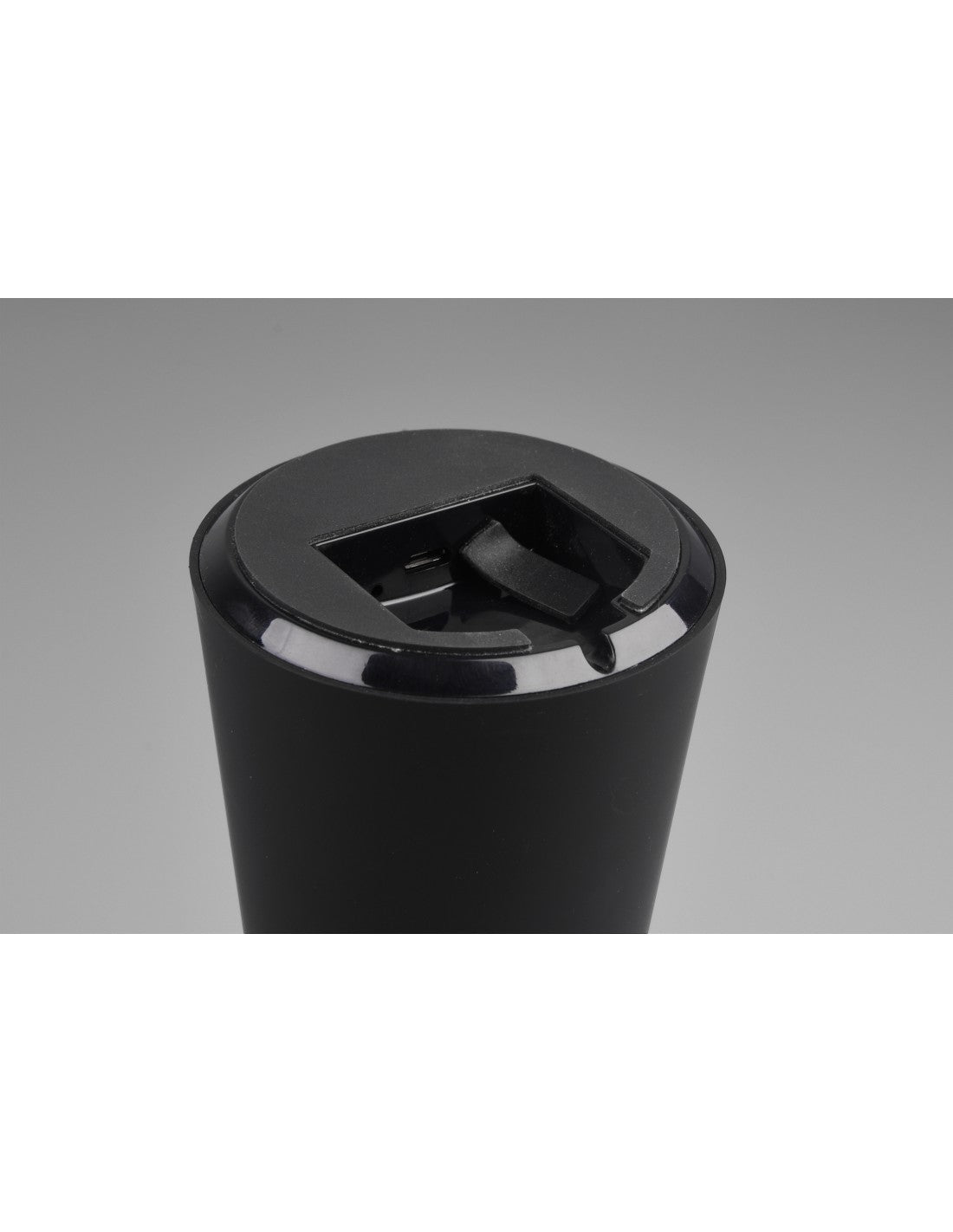 Lennon Mushroom Sobremesa Led IP44 Negro USB Trio Lighting